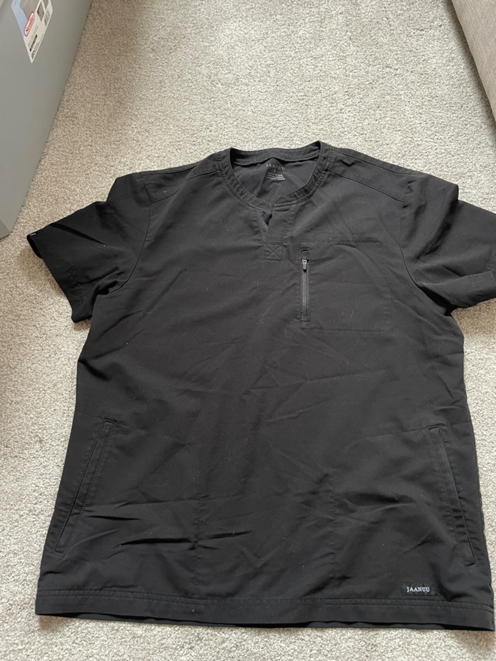 Jaanuu Men's Black Short-Sleeve Scrub-Style Shirt with Zip Chest Pocket